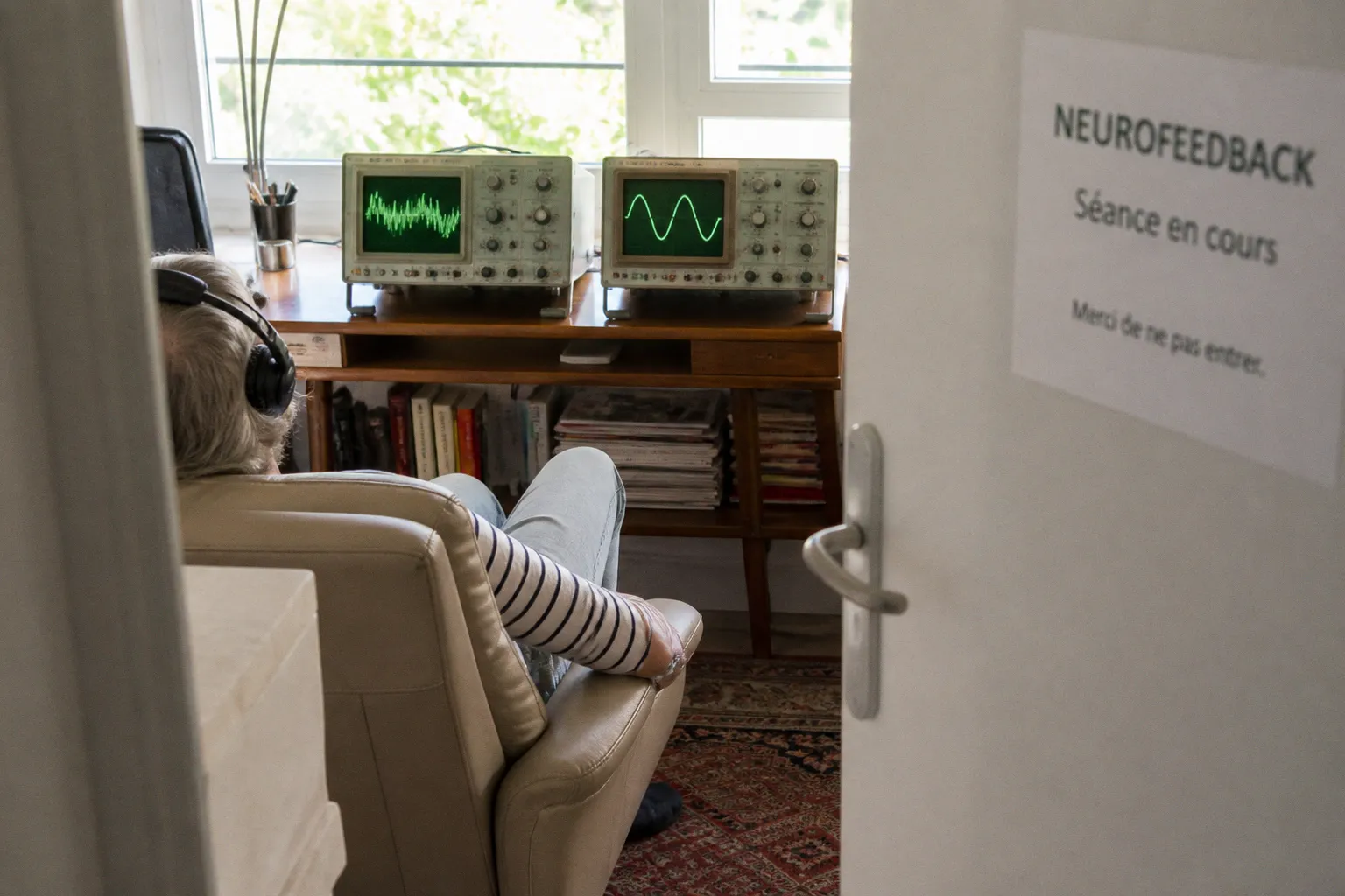 Neurofeedback dynamique vs quantitatif : deux approches
